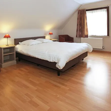 't Uze Villa